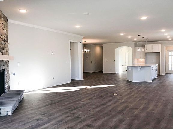 Bright Open Concept Great Room