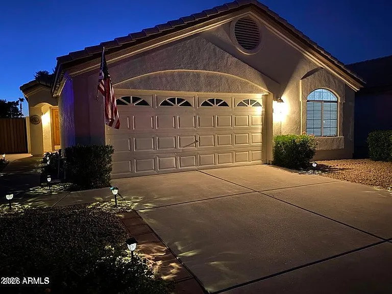 8972 W Lisbon Ln — Photo 3
