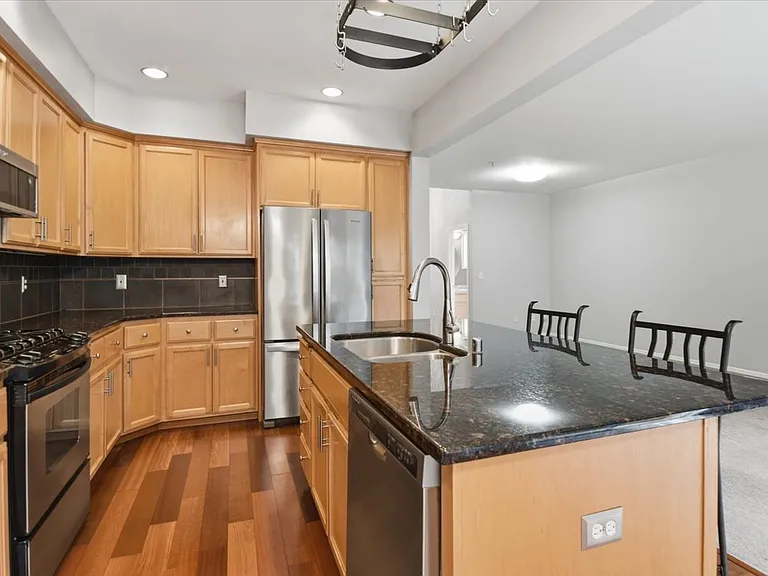 12331 NE 92nd St #12 — Photo 4