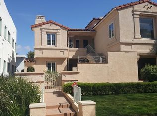 246 S Reeves Dr, Beverly Hills, CA 90212