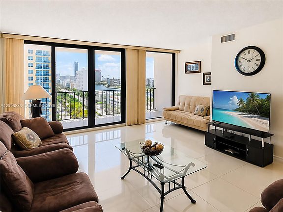 3rd image of 2401 S Ocean Dr APT 1007