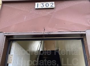 1302 S 15th Pl, Milwaukee, WI 53204