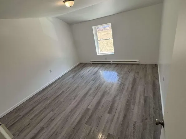 15701 Lower Georges Creek Rd SW #3, Lonaconing, MD 21539