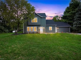 1995 Abbeyville Rd, Valley City, OH