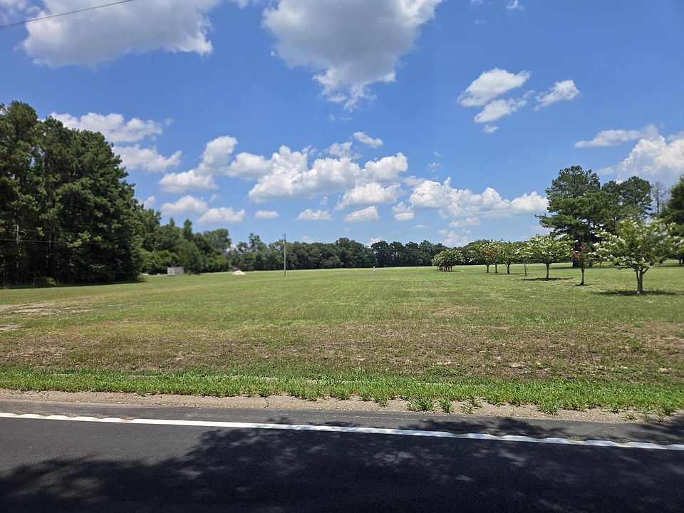 2nd image of 964 Wire Rd
