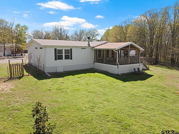 2nd image of 535 NE County Rd #2060