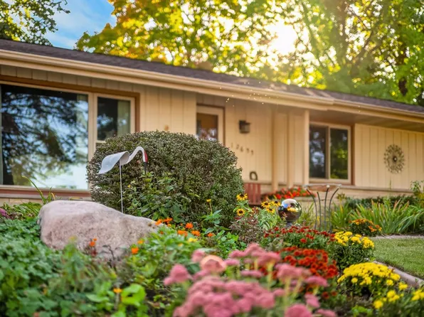 12655 W Eden COURT, New Berlin, WI 53151