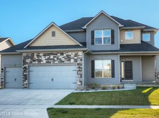 1595 Snyder St, Waukee, IA 50263