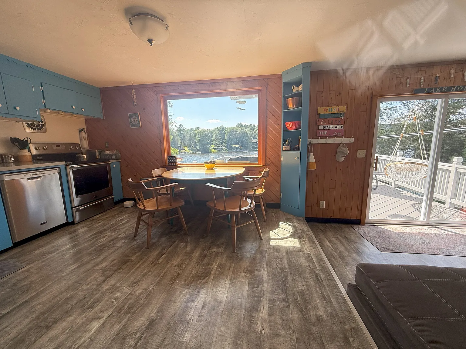 2 bed, 1004 sqft, $2,350 — Photo 3