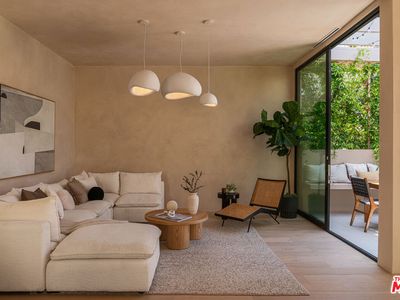 8840 Ashcroft Ave, West Hollywood, CA, 90048