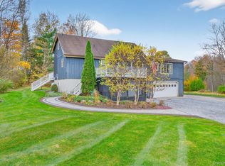 618 Salt Point Tpke, Poughkeepsie, NY 12601