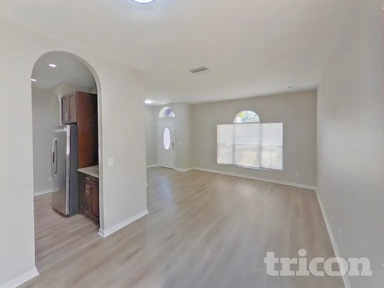 906 Grand Canyon Dr — Photo 3