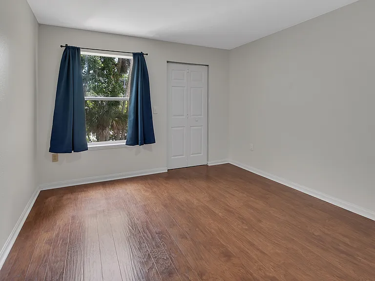 940 Village Trl #8-206 — Photo 17