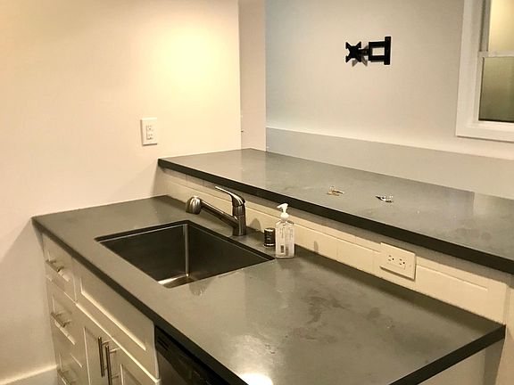 5th image of 3110 Clay St #8