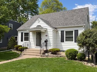 2220 E Lombard St, Davenport, IA 52803