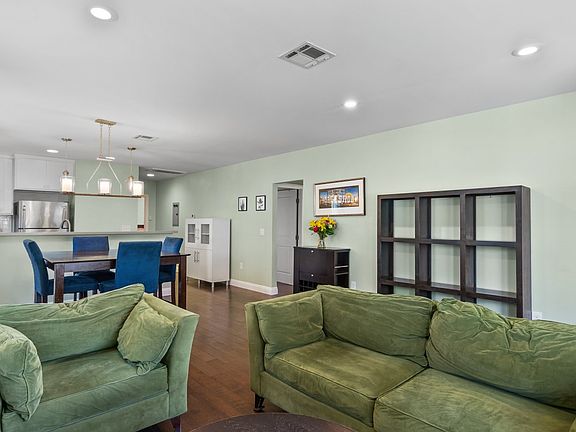 4th image of 3131 Livonia Ave