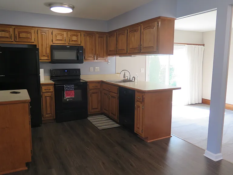 28984 Rayburn St — Photo 12