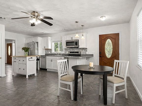 5th image of 6 Vista Dr