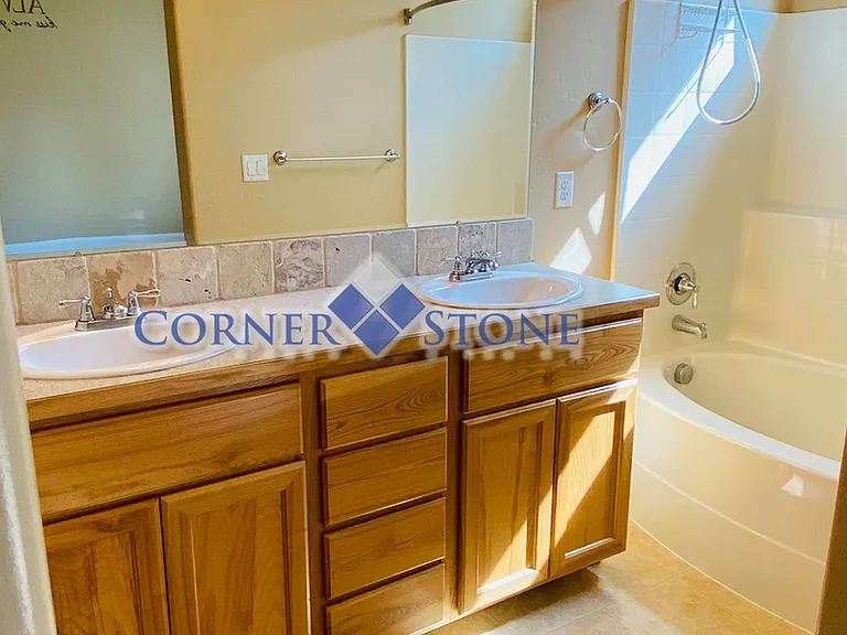 1764 Ridge Way — Photo 23