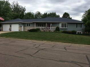 705 Normal Ave, Lake Wilson, MN 56151