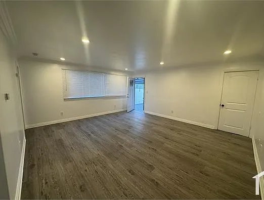 237 E Anaheim St #3 — Photo 4