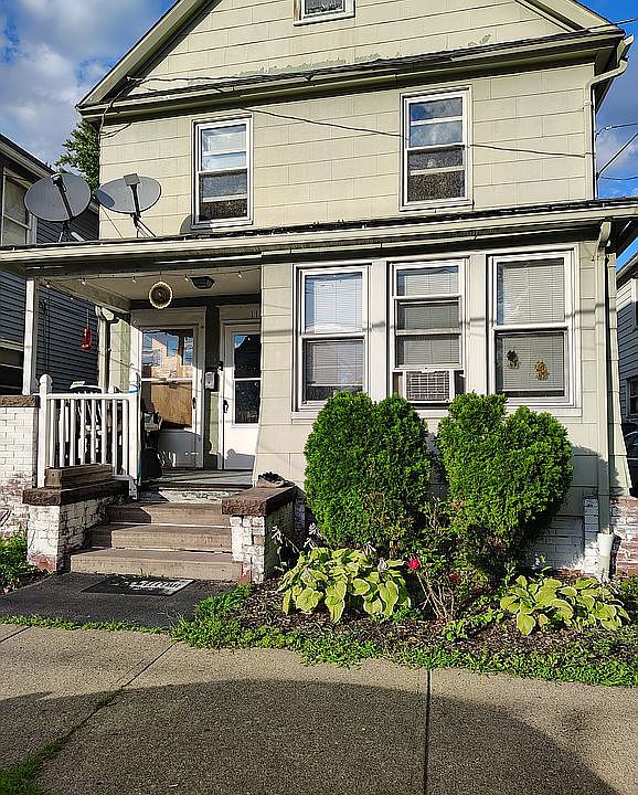 1st image of 119 John St