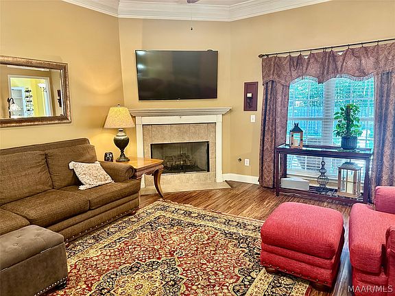 4th image of 31 Creekside Dr