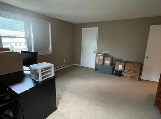 8 Heritage Ln, Mansfield, MA 02048