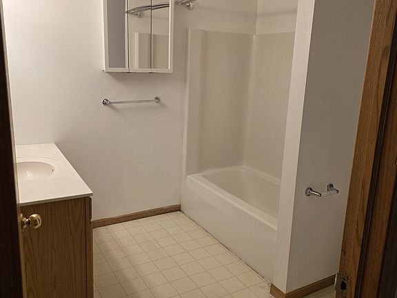 5th image of 4345 Tweed Dr