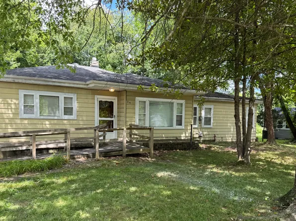 2918 Sunset Dr, New Albany, IN 47150