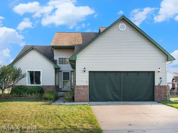 36630 Amanda Ct, Richmond, MI 48062