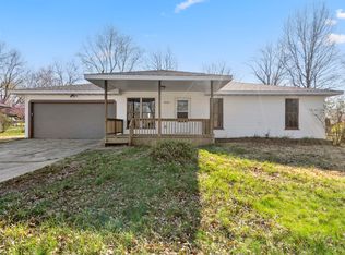 4114 S Ridgecrest Dr, Springfield, MO 65807