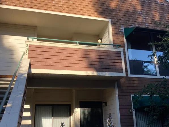 901 Russell Ave APT 206, Santa Rosa, CA 95403