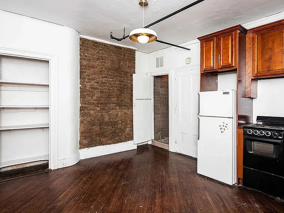 1st image of 351 Washington Ave #6