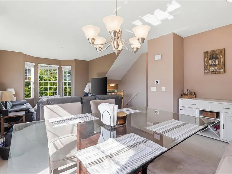1644 Station Park Dr — Photo 5