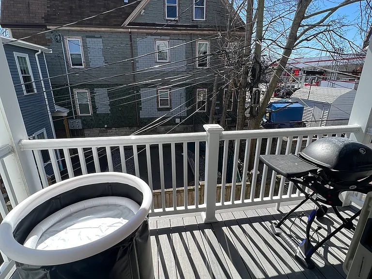 55 Mount Vernon St #3 — Photo 15