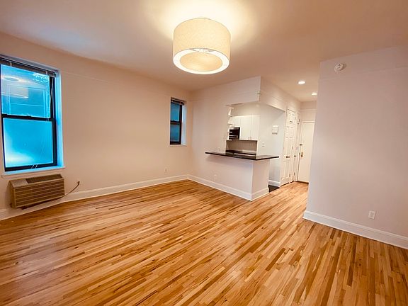 2nd image of 646 Amsterdam Ave #2P