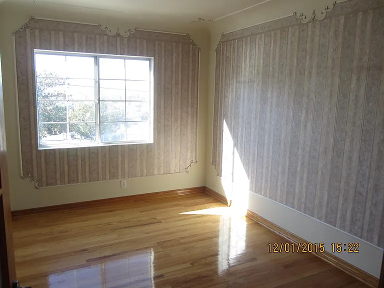 1230 Marion Dr — Photo 8