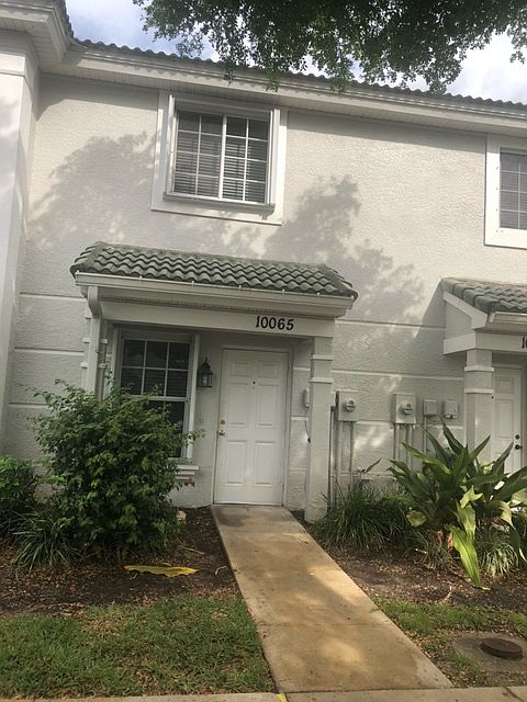 1st image of 10065 Spyglass Hill Ln