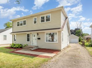 1312 Waverly Pl, Joliet, IL 60435