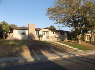 2905 Saint Marys St, Bakersfield, CA 93305