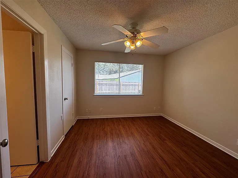 5916A Cherry Loop — Photo 9