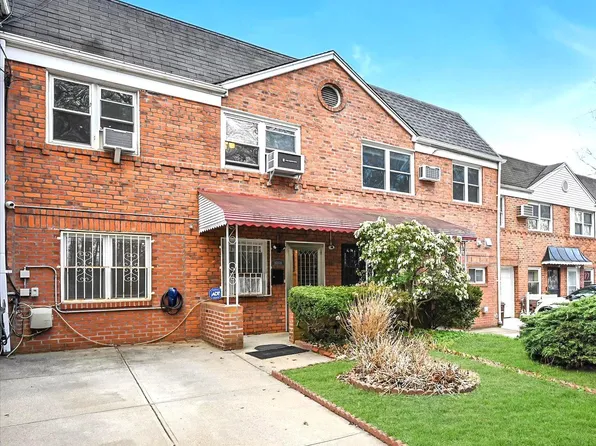 16108 Booth Memorial Avenue, Flushing, NY 11365