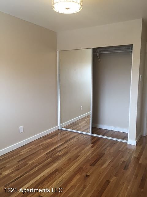 1st image of 1221 Queen Anne Ave N APT 401