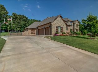 10900 Old River Trl, Edmond, OK 73013