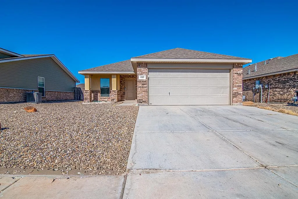 1327 Masquerade Boulevard - 1 — Photo 1