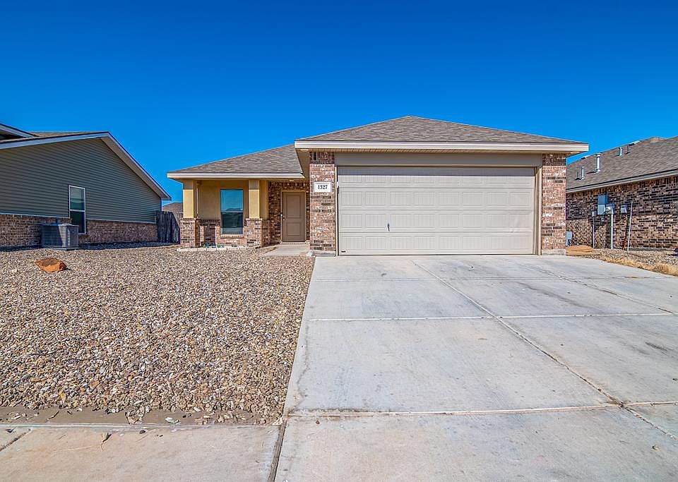 1st image of 1327 Masquerade Blvd