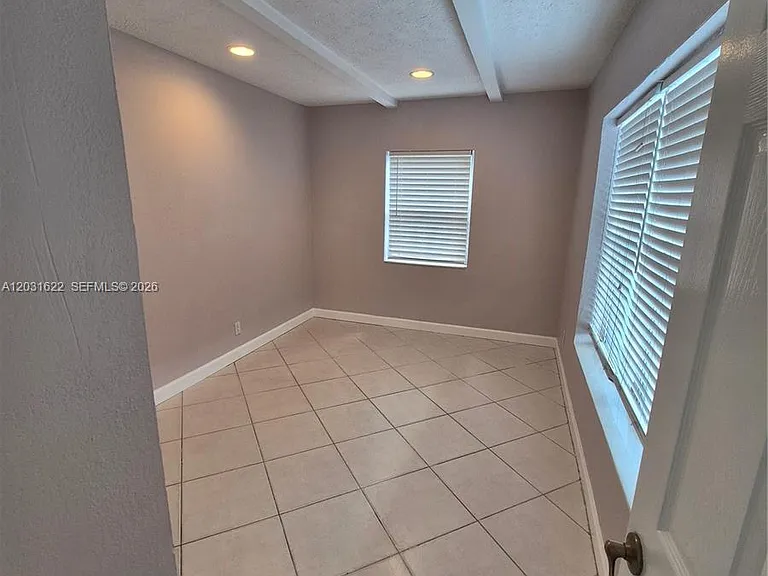 5653 Coconut Rd — Photo 5