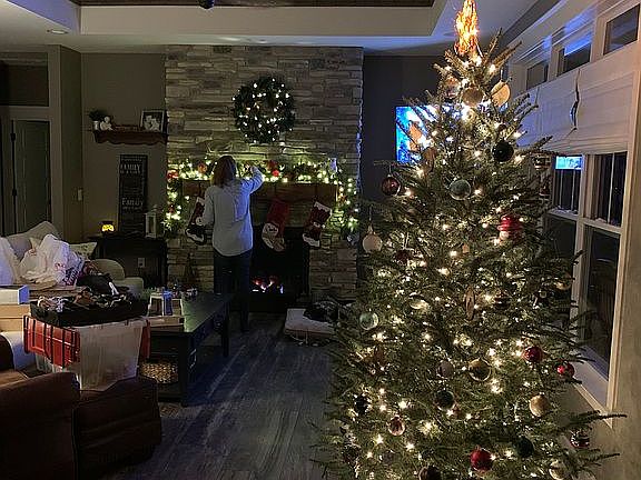 2nd image of 1819 Crimson Oak Dr