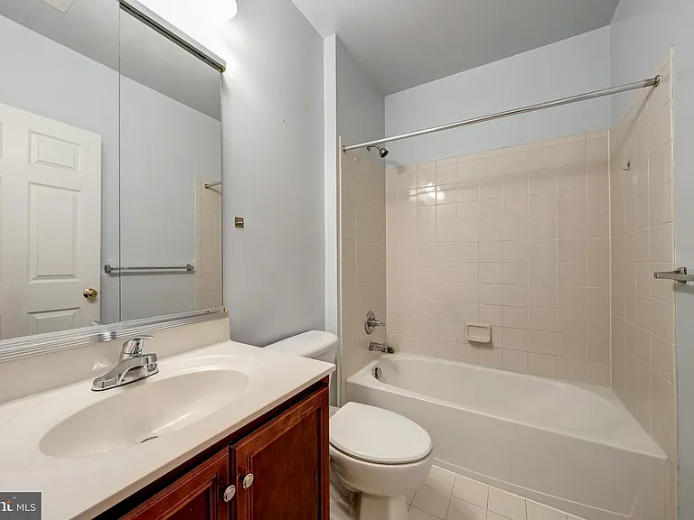 25332 Whippoorwill Ter — Photo 43